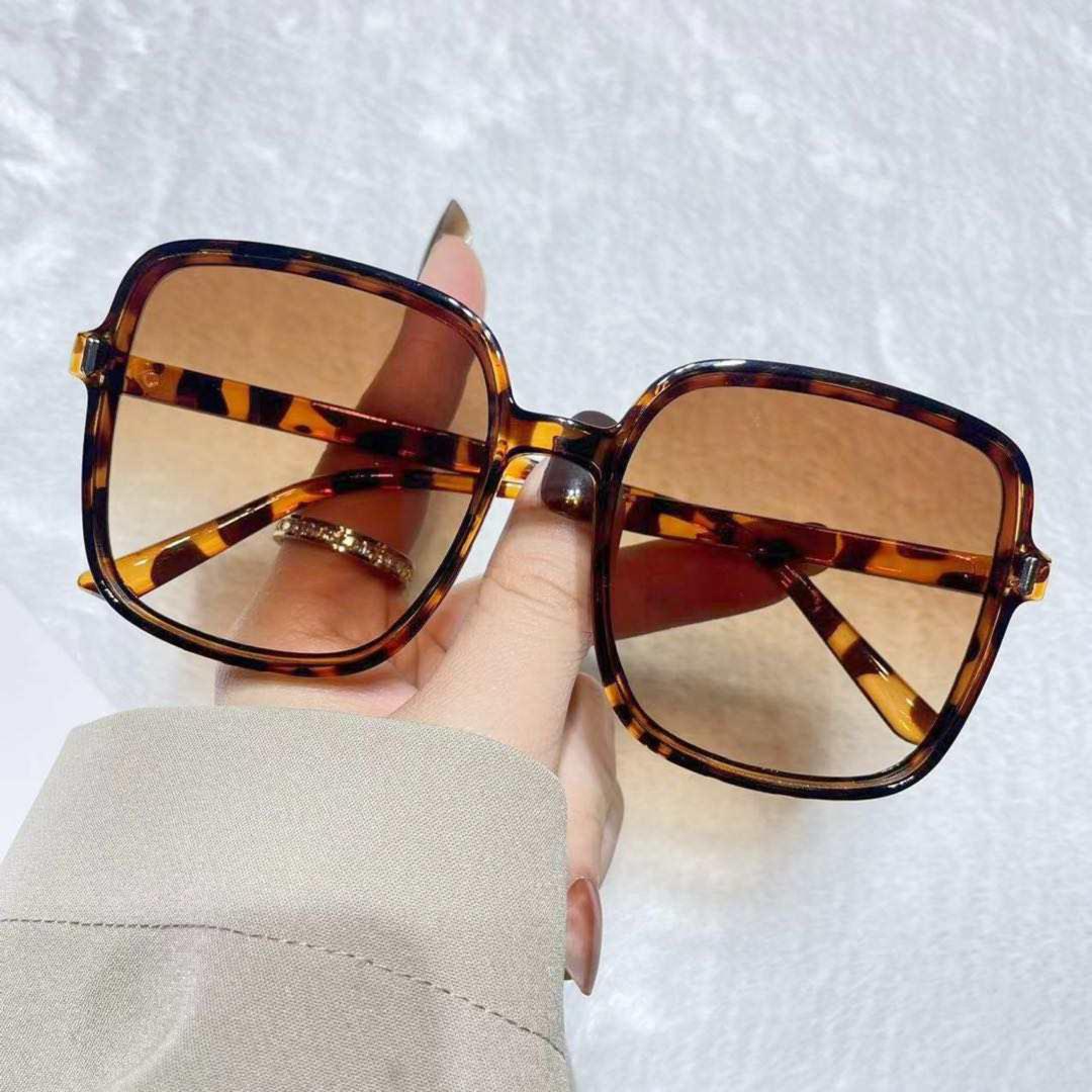 Oversized Sunglasses - CADIEL
